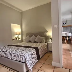 https://traditional-madeiran-house.madeira-islandshotels.com