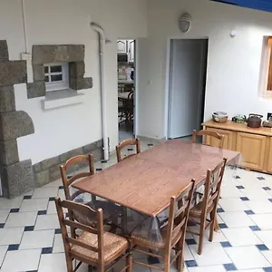  Hébergement de vacances Maison Place Manemeur